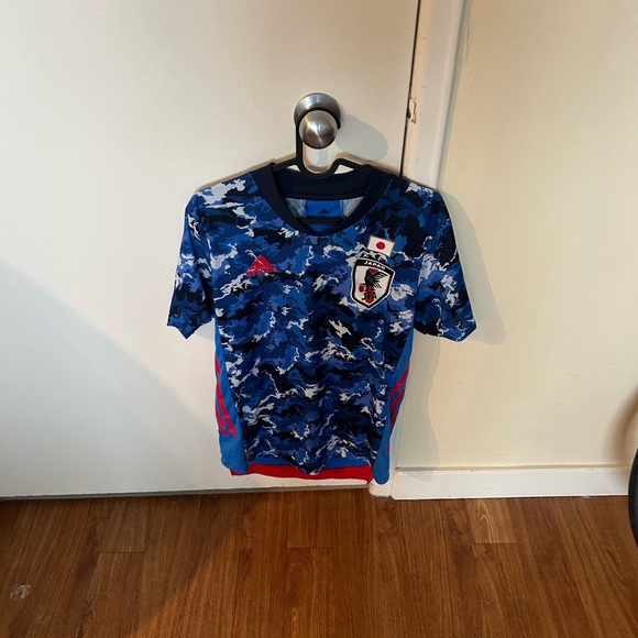 Men’s Japan Soccer Jersey 2020 World Cup - Picture 3 of 4